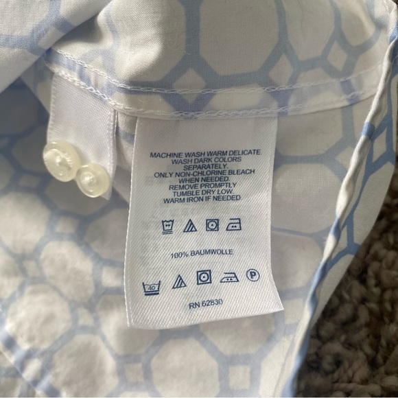 Lands’ End Women’s No Iron Supima Blue & White Pattern Button Up Shirt Top Sz 2 - Picture 9 of 10